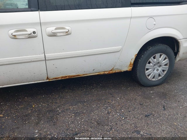 Aukcja sprzedaży 2005 Chrysler Town & Country Lx, vin: 2C4GP44R85R123861, numer aukcji: 46250836