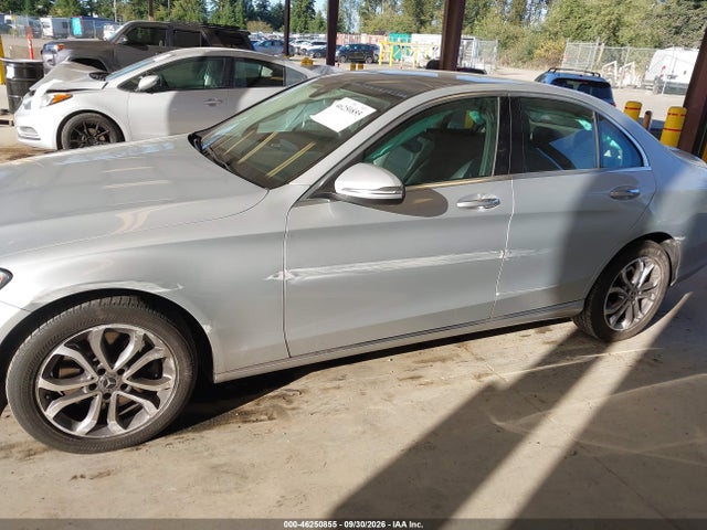 55SWF4KB5HU224052 Mercedes-Benz C 300 4matic