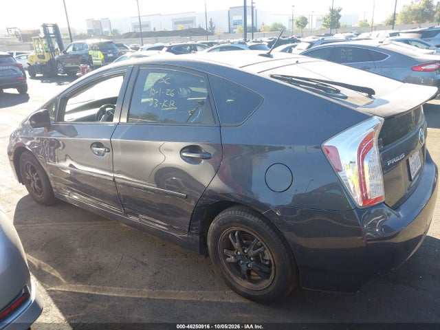 Toyota Prius Three 2015 JTDKN3DU8F1947329 Image 15