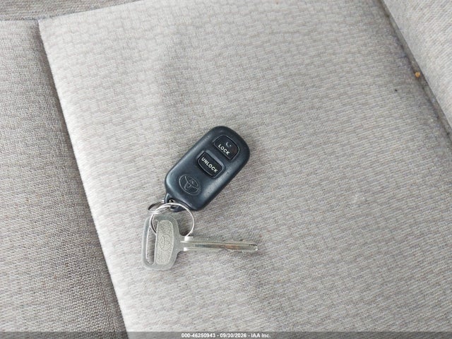 46250943 :رقم المزاد ، 2T1BR32E74C297305 vin ، 2004 Toyota Corolla Le مزاد بيع