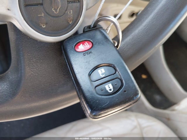 46250945 :رقم المزاد ، JTDZN3EU2C3125767 vin ، 2012 Toyota Prius V Two مزاد بيع