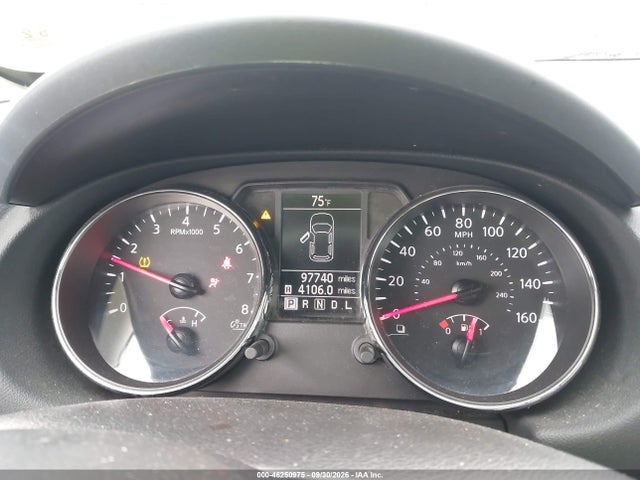 2015 Nissan Rogue Select S მანქანა იყიდება აუქციონზე, vin: JN8AS5MV7FW752239, აუქციონის ნომერი: 46250975