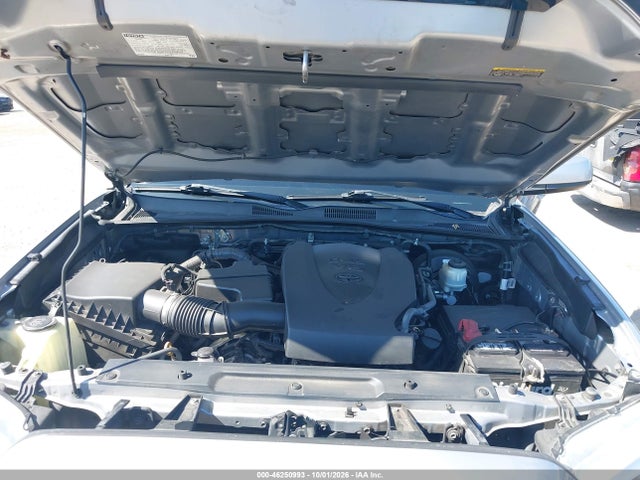 2016 Toyota Tacoma Sr5 V6 მანქანა იყიდება აუქციონზე, vin: 3TMAZ5CN8GM013553, აუქციონის ნომერი: 46250993
