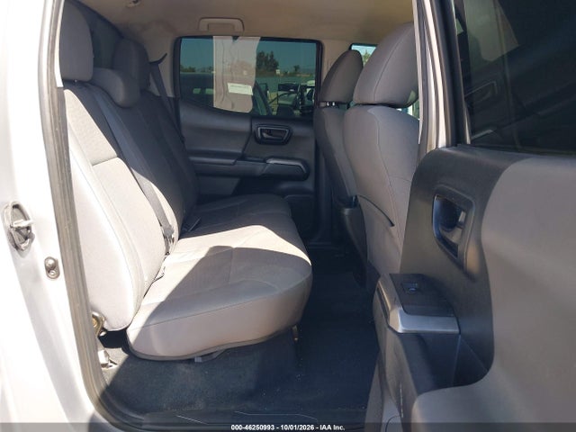 2016 Toyota Tacoma Sr5 V6 მანქანა იყიდება აუქციონზე, vin: 3TMAZ5CN8GM013553, აუქციონის ნომერი: 46250993