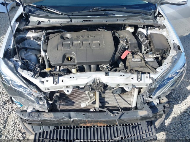 5YFBURHE1HP620472 Toyota Corolla Se Special Edition
