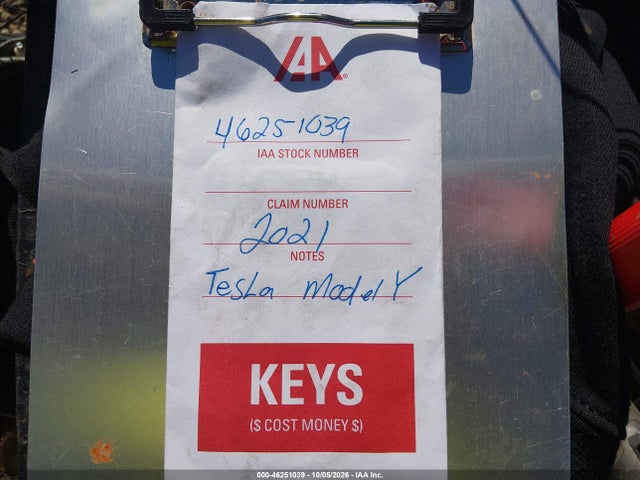 2021 Tesla Model Y Performance Dual Motor All-wheel Drive მანქანა იყიდება აუქციონზე, vin: 5YJYGDEFXMF252462, აუქციონის ნომერი: 46251039