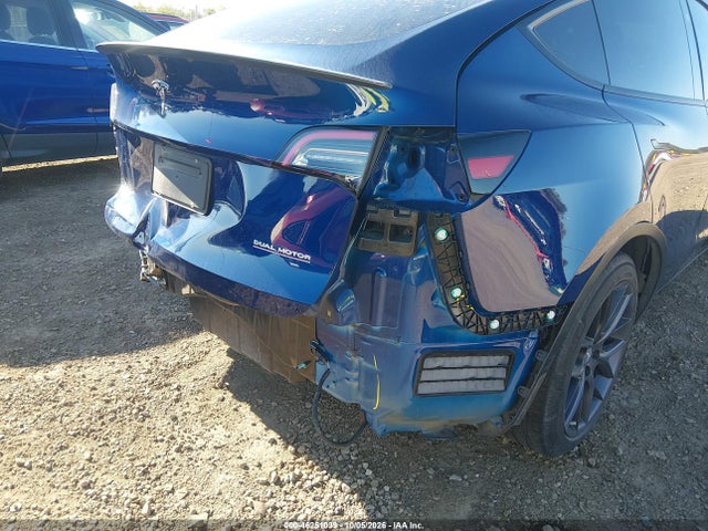 2021 Tesla Model Y Performance Dual Motor All-wheel Drive მანქანა იყიდება აუქციონზე, vin: 5YJYGDEFXMF252462, აუქციონის ნომერი: 46251039