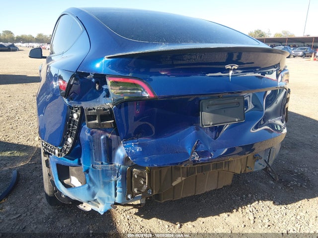 2021 Tesla Model Y Performance Dual Motor All-wheel Drive მანქანა იყიდება აუქციონზე, vin: 5YJYGDEFXMF252462, აუქციონის ნომერი: 46251039