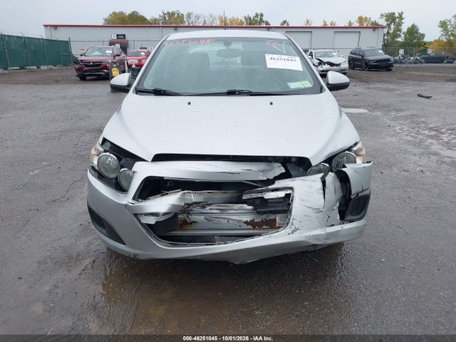 46251045 :رقم المزاد ، 1G1JC5SH2E4202424 vin ، 2014 Chevrolet Sonic Lt Auto مزاد بيع