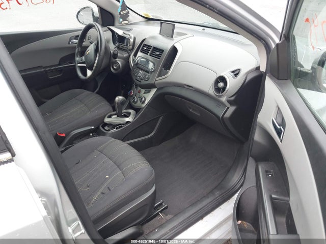 46251045 :رقم المزاد ، 1G1JC5SH2E4202424 vin ، 2014 Chevrolet Sonic Lt Auto مزاد بيع
