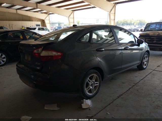 46251091 :رقم المزاد ، 3FADP4BJ2HM165637 vin ، 2017 Ford Fiesta Se مزاد بيع