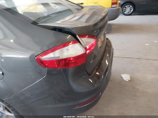 46251091 :رقم المزاد ، 3FADP4BJ2HM165637 vin ، 2017 Ford Fiesta Se مزاد بيع