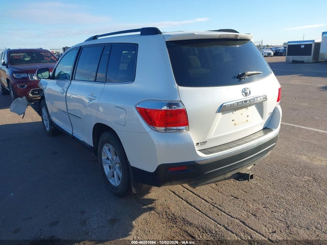 46251094 :رقم المزاد ، 5TDBK3EH8DS250933 vin ، 2013 Toyota Highlander Plus مزاد بيع