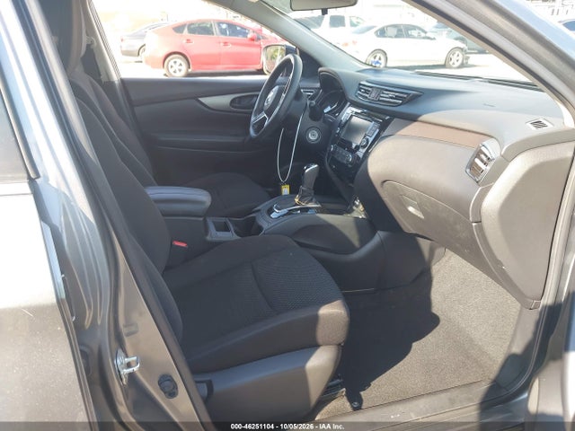 JN1BJ1CP0KW232461 Nissan Rogue Sport S