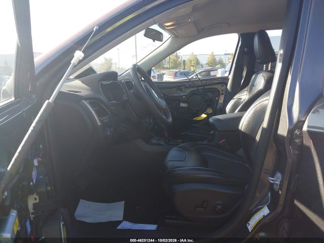 46251244 :رقم المزاد ، 1C4PJLLB1LD598042 vin ، 2020 Jeep Cherokee Latitude Plus Fwd مزاد بيع