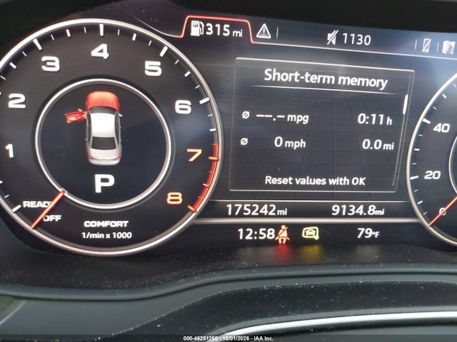 Продажа на аукционе авто 2017 Audi A4 2.0t Premium, vin: WAUENAF46HN070783, номер лота: 46251250