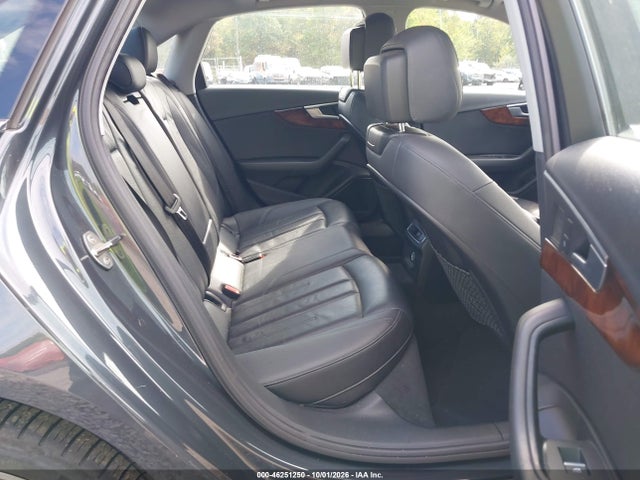 Продажа на аукционе авто 2017 Audi A4 2.0t Premium, vin: WAUENAF46HN070783, номер лота: 46251250