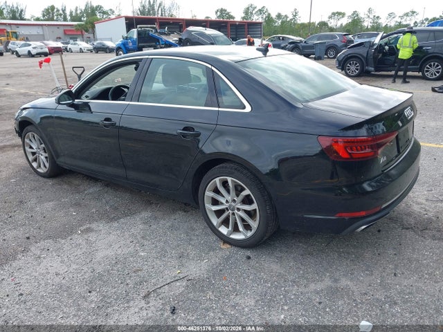Продаж на аукціоні авто 2019 Audi A4 40 Premium, vin: WAUHMAF45KA086911, номер лоту: 46251376