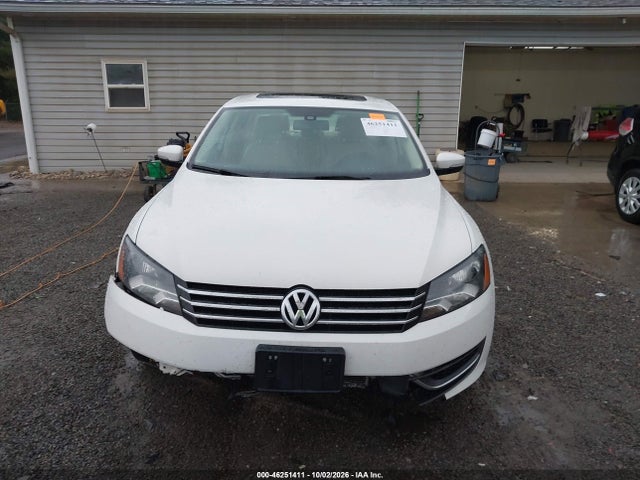 2013 Volkswagen Passat Se W/sunroof მანქანა იყიდება აუქციონზე, vin: 1VWBP7A37DC039434, აუქციონის ნომერი: 46251411