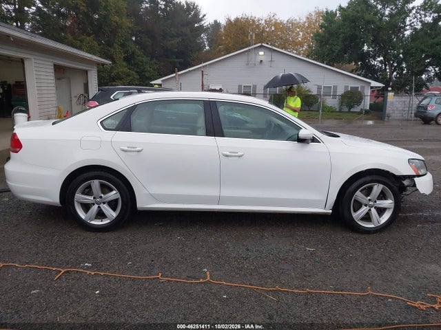 2013 Volkswagen Passat Se W/sunroof მანქანა იყიდება აუქციონზე, vin: 1VWBP7A37DC039434, აუქციონის ნომერი: 46251411