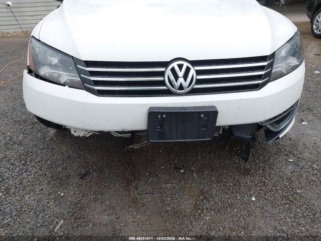 2013 Volkswagen Passat Se W/sunroof მანქანა იყიდება აუქციონზე, vin: 1VWBP7A37DC039434, აუქციონის ნომერი: 46251411