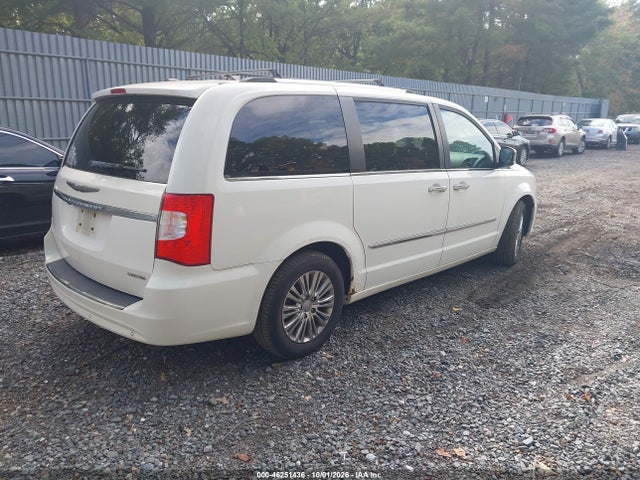 Auction sale of the 2011 Chrysler Town & Country Limited, vin: 2A4RR6DG0BR609373, lot number: 46251436