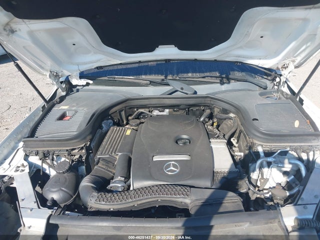 46251437 :رقم المزاد ، WDC0G4JB8GF029895 vin ، 2016 Mercedes-benz Glc 300 مزاد بيع
