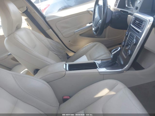 Продажа на аукционе авто 2014 Volvo S60 T5, vin: YV1612FS6E1285892, номер лота: 46251465