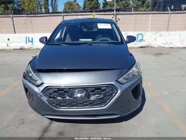 2020 Hyundai Ioniq Hybrid Blue მანქანა იყიდება აუქციონზე, vin: KMHC65LC4LU208874, აუქციონის ნომერი: 46251603