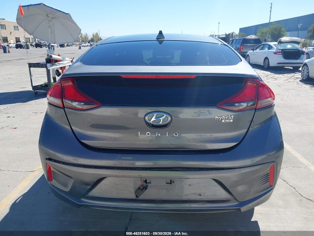 2020 Hyundai Ioniq Hybrid Blue მანქანა იყიდება აუქციონზე, vin: KMHC65LC4LU208874, აუქციონის ნომერი: 46251603