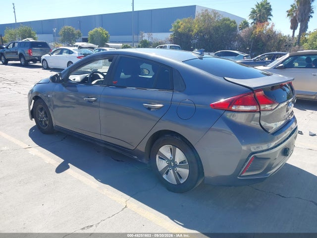 2020 Hyundai Ioniq Hybrid Blue მანქანა იყიდება აუქციონზე, vin: KMHC65LC4LU208874, აუქციონის ნომერი: 46251603