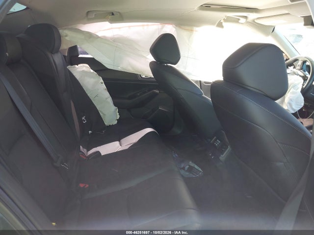 1HGCY2F84RA087800 Honda Accord Hybrid Touring