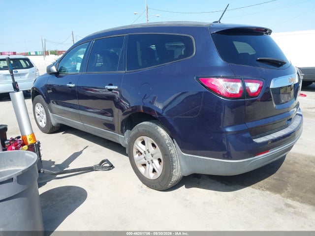 Chevrolet Traverse Ls 2015 1GNKRFED6FJ267327 Image 3