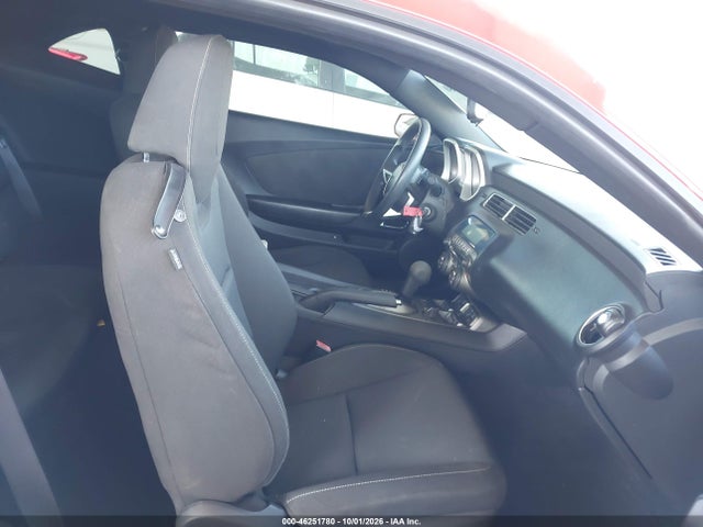 46251780 :رقم المزاد ، 2G1FB1EV6A9121940 vin ، 2010 Chevrolet Camaro 1lt مزاد بيع