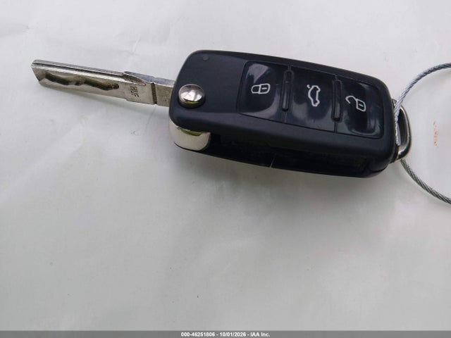 46251806 :رقم المزاد ، 1VWBT7A38GC007785 vin ، 2016 Volkswagen Passat 1.8t Se مزاد بيع