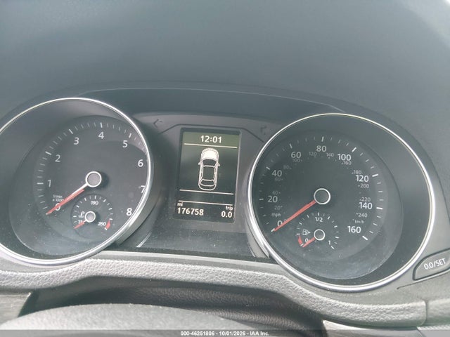 46251806 :رقم المزاد ، 1VWBT7A38GC007785 vin ، 2016 Volkswagen Passat 1.8t Se مزاد بيع