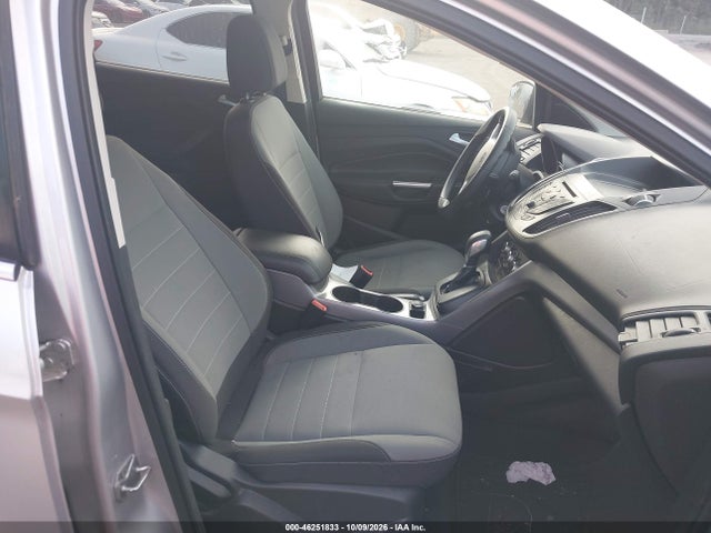 46251833 :رقم المزاد ، 1FMCU9GXXGUC61451 vin ، 2016 Ford Escape Se مزاد بيع