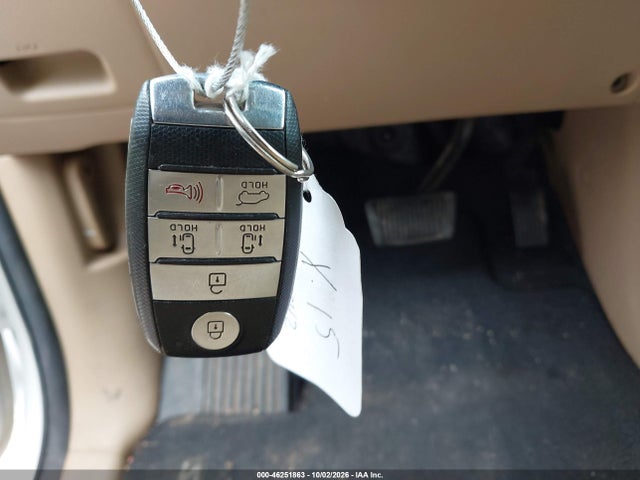 46251863 :رقم المزاد ، KNDMC5C15H6343888 vin ، 2017 Kia Sedona Sx مزاد بيع