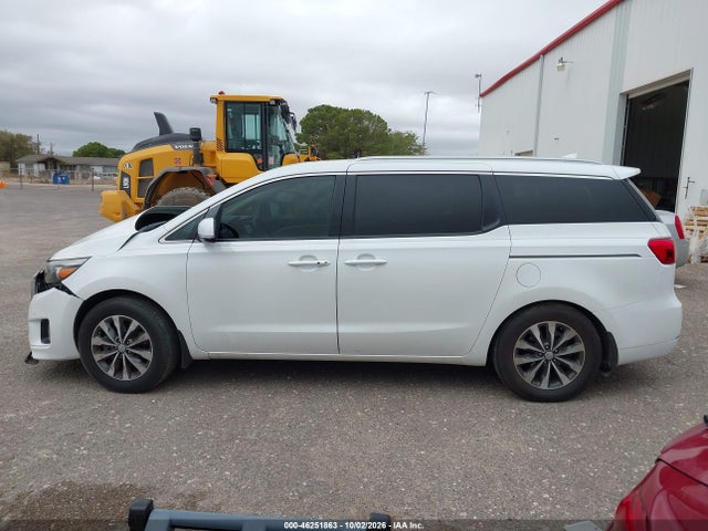 46251863 :رقم المزاد ، KNDMC5C15H6343888 vin ، 2017 Kia Sedona Sx مزاد بيع