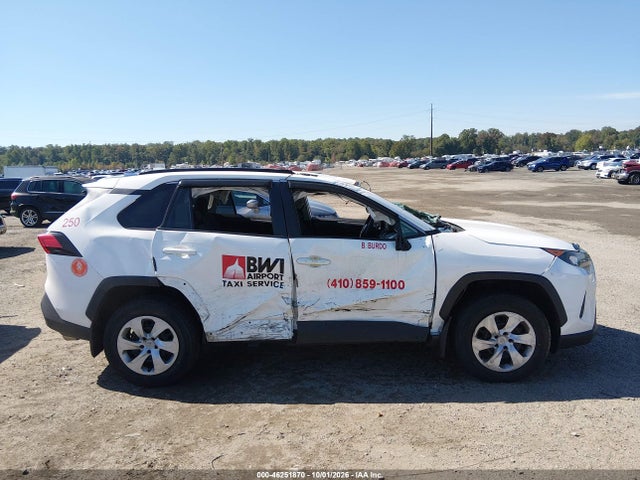46251870 :رقم المزاد ، 2T3F1RFV1MC221155 vin ، 2021 Toyota Rav4 Le مزاد بيع