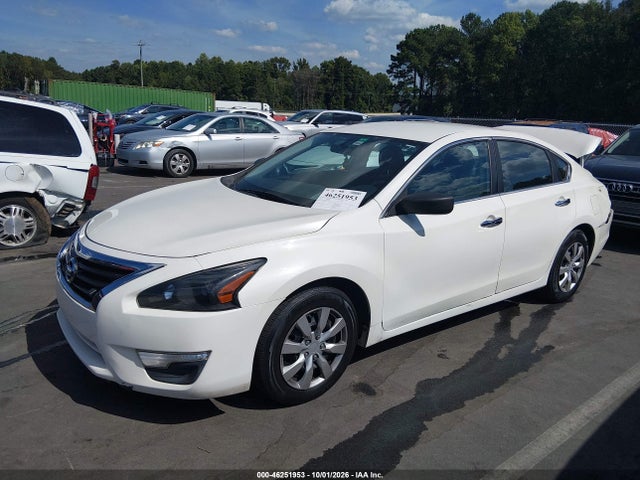2015 Nissan Altima 2.5/2.5 S/2.5 Sl/2.5 Sv მანქანა იყიდება აუქციონზე, vin: 1N4AL3AP2FC266495, აუქციონის ნომერი: 46251953