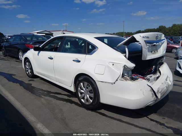2015 Nissan Altima 2.5/2.5 S/2.5 Sl/2.5 Sv მანქანა იყიდება აუქციონზე, vin: 1N4AL3AP2FC266495, აუქციონის ნომერი: 46251953