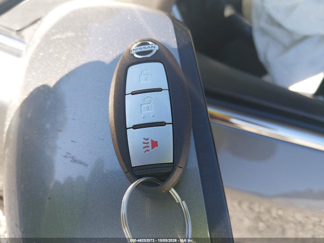 46252073 :رقم المزاد ، KNMAT2MV8GP677411 vin ، 2016 Nissan Rogue Sv مزاد بيع