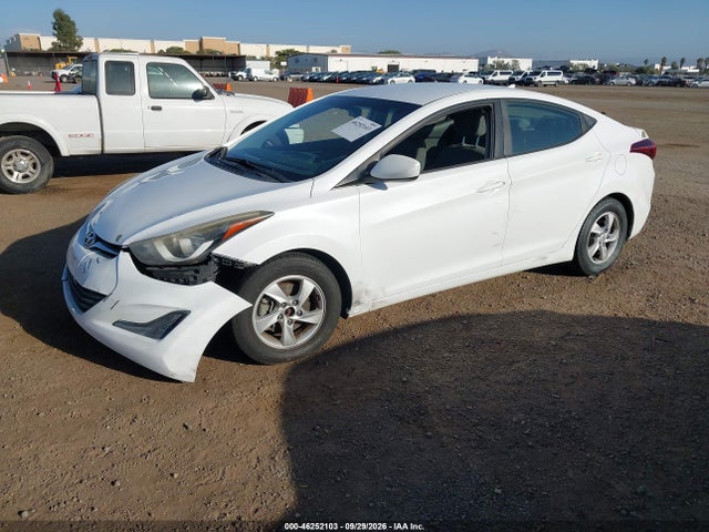 Hyundai ELANTRA SE 2015 5NPDH4AE0FH638997 Image 2