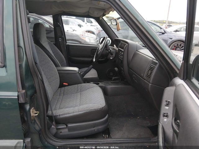 Продажа на аукционе авто 2000 Jeep Cherokee Sport, vin: 1J4FF48S7YL263239, номер лота: 46252196