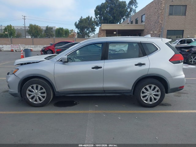 46252220 :رقم المزاد ، KNMAT2MV4HP555565 vin ، 2017 Nissan Rogue S مزاد بيع