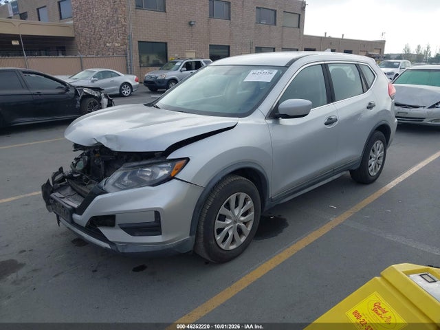 46252220 :رقم المزاد ، KNMAT2MV4HP555565 vin ، 2017 Nissan Rogue S مزاد بيع