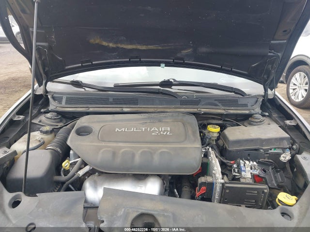 46252236 :رقم المزاد ، 1C3CDFBB3FD116463 vin ، 2015 Dodge Dart Sxt مزاد بيع