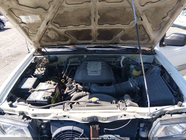 46252252 :رقم المزاد ، 4S2CK58W0Y4341839 vin ، 2000 Isuzu Rodeo Ls/lse/s 3.2l مزاد بيع