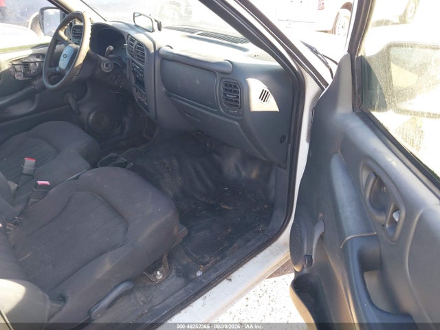 46252365 :رقم المزاد ، 1GCCS19X338233423 vin ، 2003 Chevrolet S-10 مزاد بيع